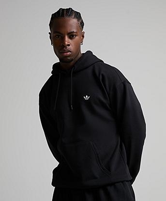 adidas Originals Essential Loose Hoodie in Black