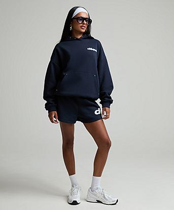Dès Vu Womens Stud Short in Navy / Cream