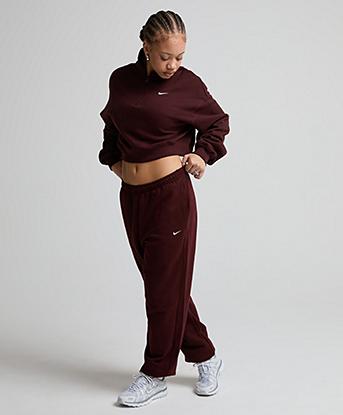 Nike Womens Studio Fleece Oversized Cuff Pant in Mystic Date / Sail