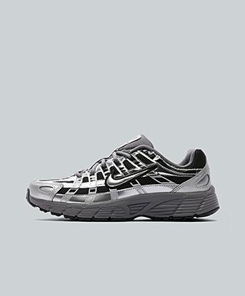 Nike Junior P-6000 Trainer in Black / Metallic Silver / Pencil Point