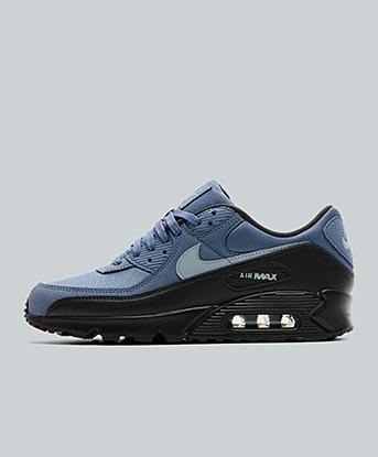 Nike Air Max 90 Trainer in Diffused Blue / Navy / Grey