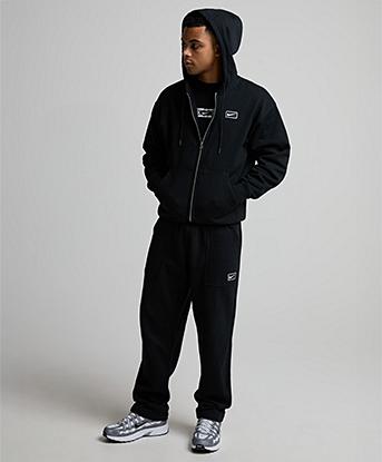 Nike Street Fleece Open Hem Pant in Black / Anthracite
