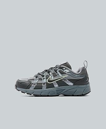 Nike Infant P-6000 Trainer in Anthracite / Black / Cool Grey / Jade Horizon