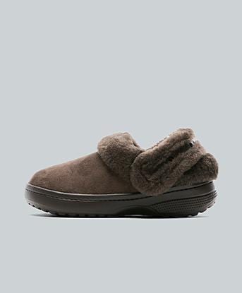 Crocs Womens Unfurgettable Suede Clog in Esspresso