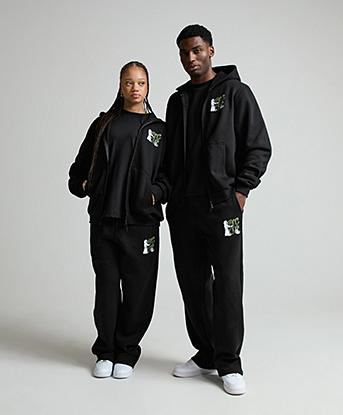 Epic Kid Spray Graffiti Baggy Open Hem Jogger in Black / Green Camo