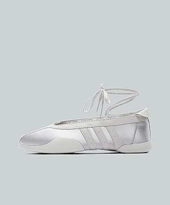 adidas Originals Womens Taekwondo Mei Ballet Trainer in Silver Metallic / Grey One / Footwear White