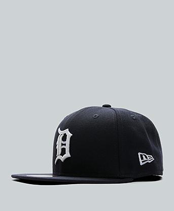 Navy / White